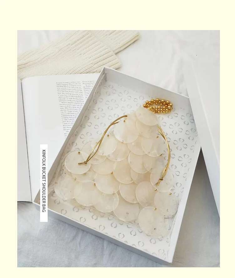 Shell Natural Piece Sequin Hand Weaving Beaded Pearl Bag Women Evening Sequins Handbag