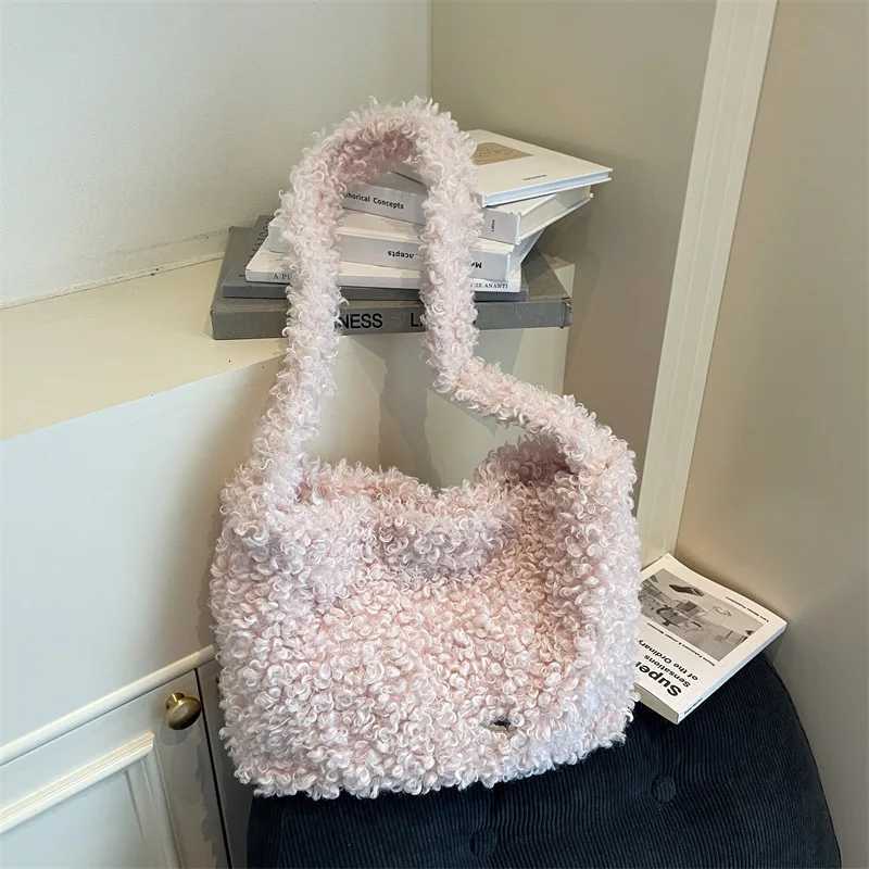 Cute Sweet Small Batch Faux Lamb Wool Tote Bag for Women 2025 Thick Soft Designer Luxury Bag Large Capacity Versatile Shoulder Z251104