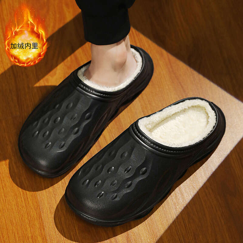 Large size slippers men in winter 2023, suitable indoor living, anti slip, waterproof, warm and thick bottom, made of plush cotton for home use