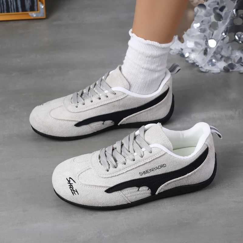 2025 New Wens Running Shoes Flat Lace-Up Soft Sole Lightweight Versatile Casual Athletic Sneakers Y251105
