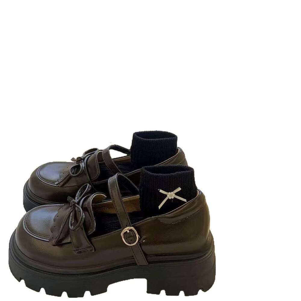 Dress paired with JK spring British style brown new 2025 thick soled small leather for women Mary Jane single shoes