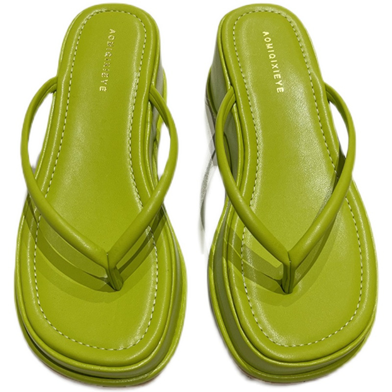 free Shipping Slope heel sandals Height increasing slippers Thick soled flip flops sandals Casual Toe Paddle Women wearing beach shoes outside hot