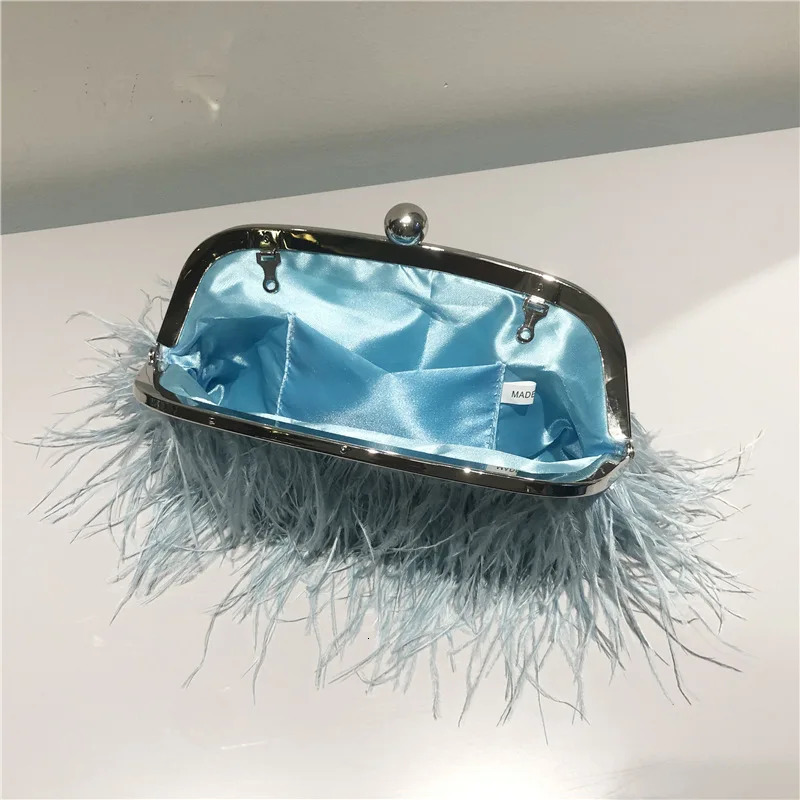 handbag fashionable womens wallet retro shoulder bag temperature feather pearl chain crossover clutch 250402