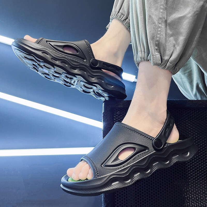 Large size sports for men, 2023 summer new trend, worn as outerwear, with a sense of stepping on poop, thick soled beach sandals