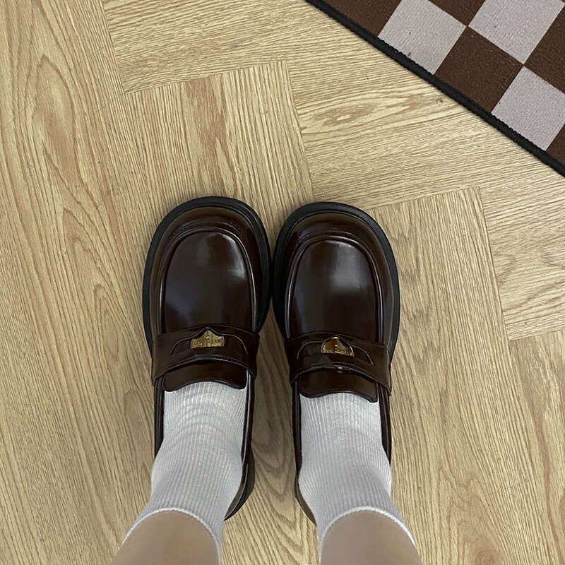 Queen's French style loafers for women's 2022 new autumn and winter brown stature height increase thick heels British small leather shoes