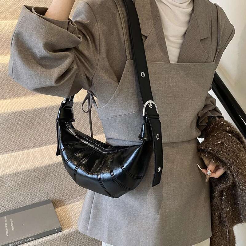 Bury Croissant Shoulder Bags For Women Vintage Solid Color Crescent Cross Body Bag 2024 Brand New Designer Handbags