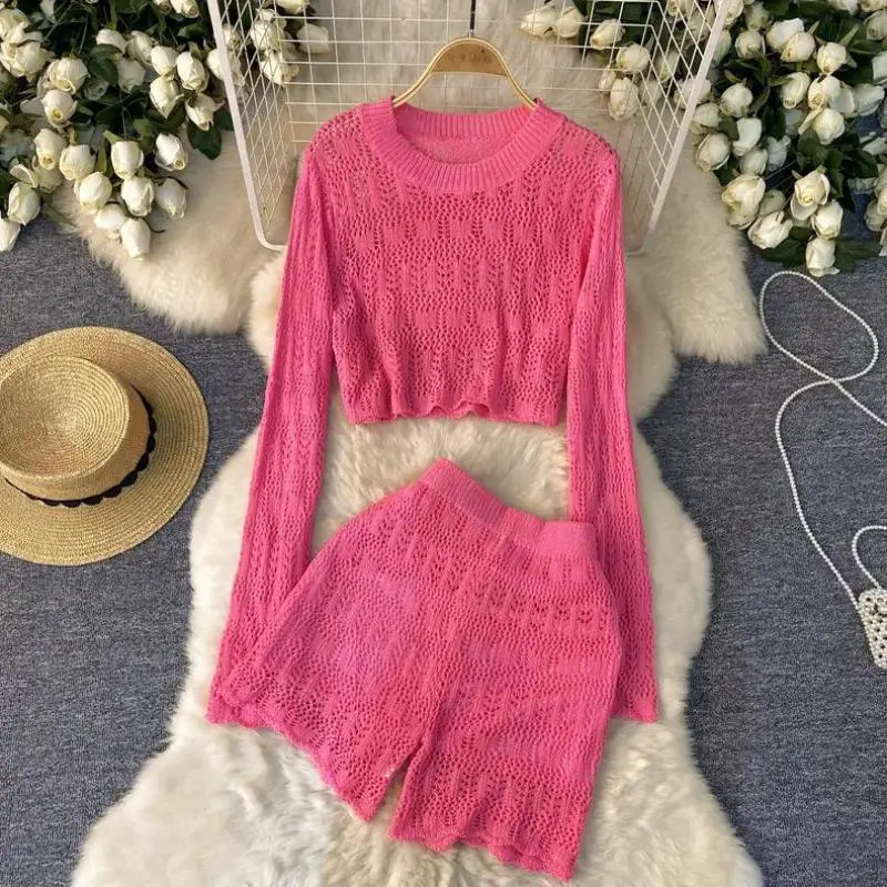 Spring and summer two-piece solid color knitted suit womens round neck hollow short shirthigh waisted short shirt set 250401