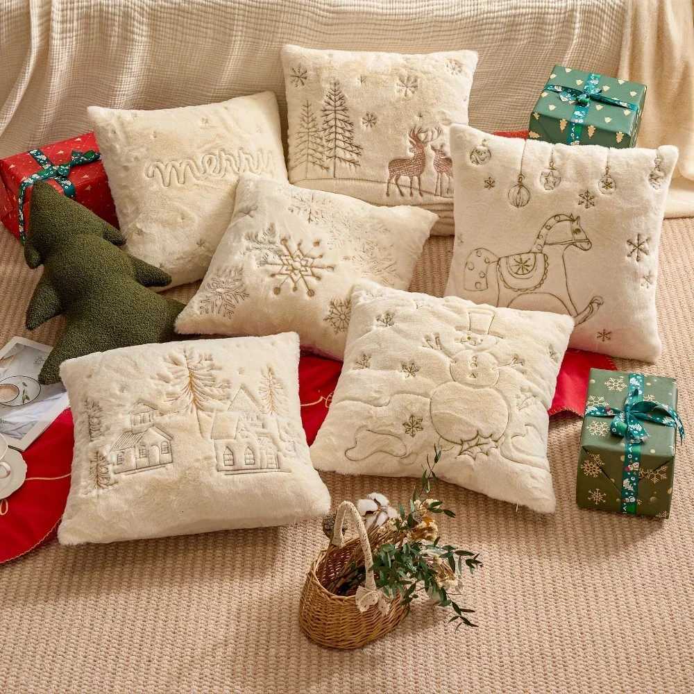 Simple Pillow Case Plush Christmas Embroidered Cushion Cover Soft Comfortable Festival Decorative New Years Home Pillow Case Y251105
