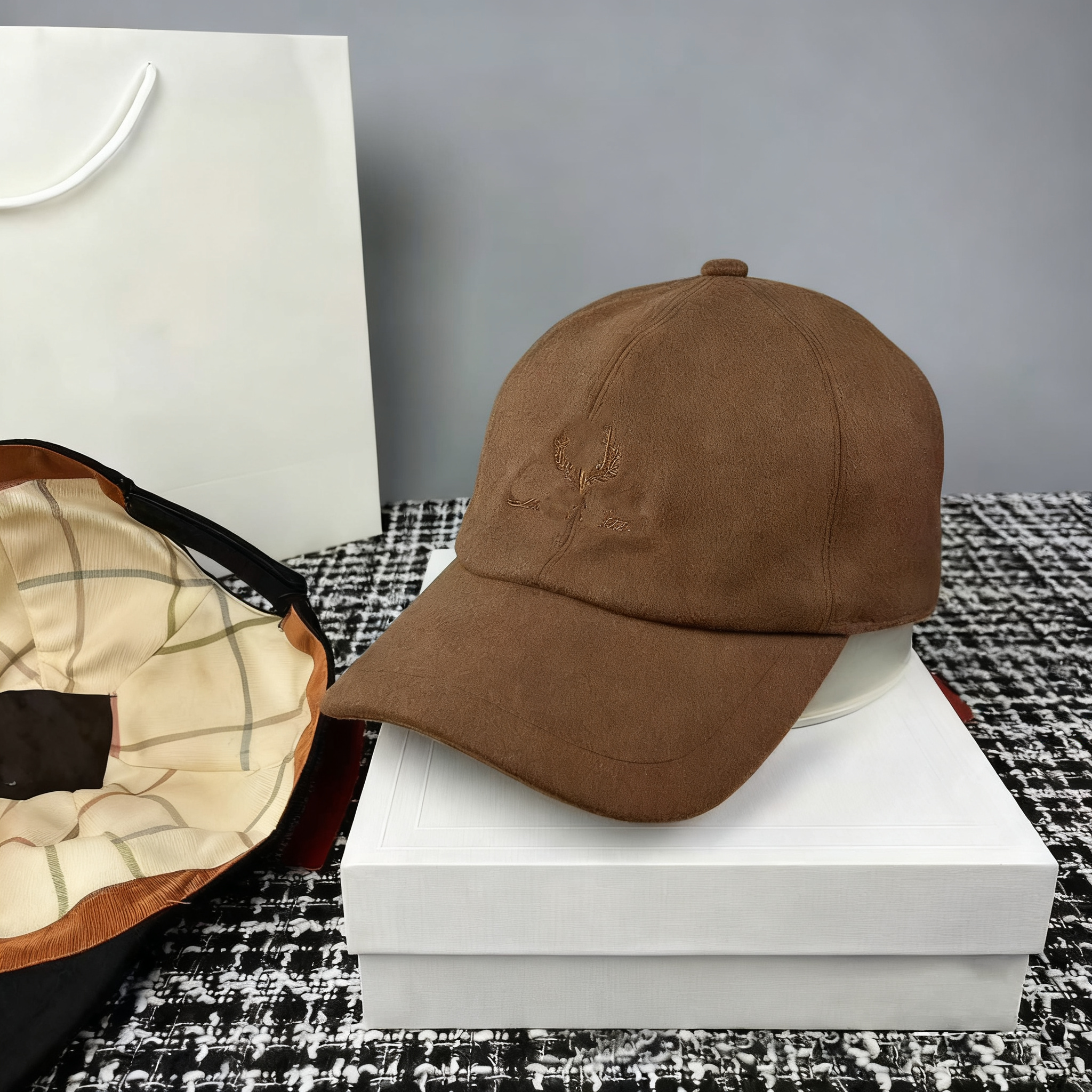 Designer baseball cap Mens Womens Caps Fashion Baseball Cap loro cotton cashmere hats fitted hats autumn snapback embroidery casquette