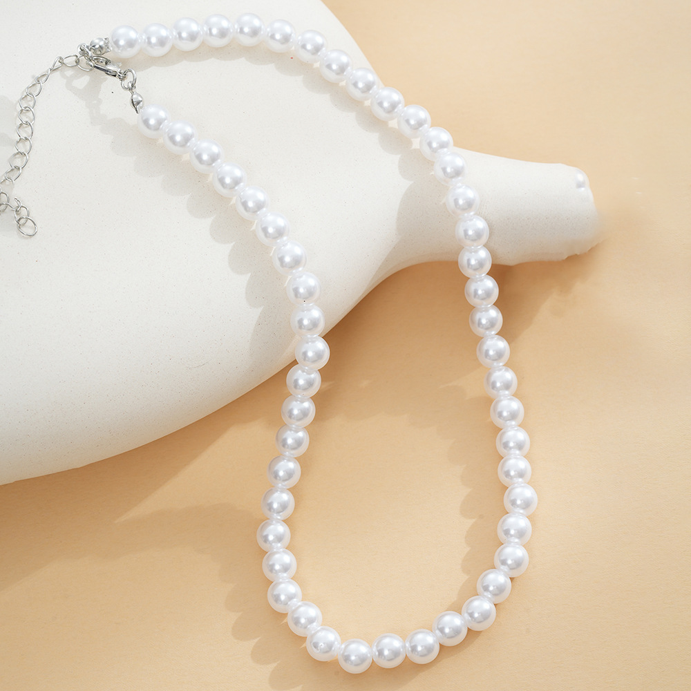 2025 Fresh and fashionable pearl collarbone chain luxury designer gold jewelry woman necklace designer men necklace for woman Y2K jewelry for men pear