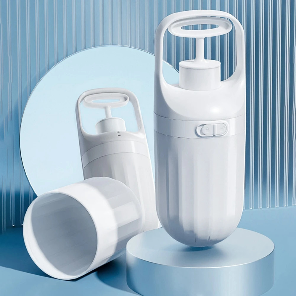 Pet dog potty scooter with 4-roll tool bag portable contactless potty scooter small dog garbage pickup cleaning claw potty scooter 250403