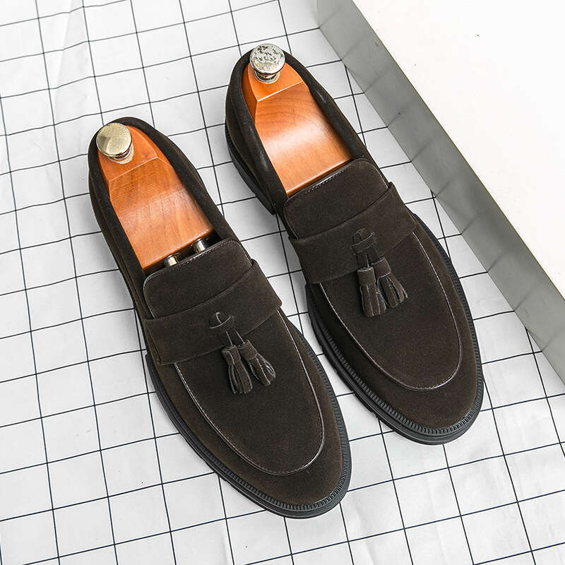 Large size 46 new matte fringed fashionable men's business formal leather shoes, one foot lazy shoes
