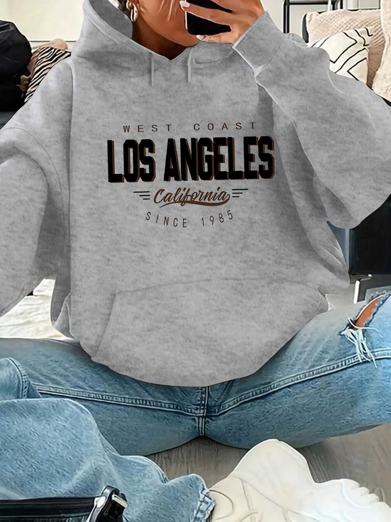 Womens autumn and winter warm and loose casual Los Angeles letter pattern printed suede long sleeved hooded sweatshirtT251105