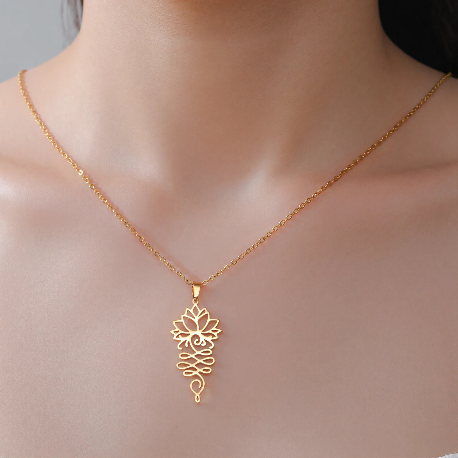 Unift Lotus Pendant Necklace Stainless Steel Neck Chain For Women Party Christmas Gift Friend Metal Jewelry Accessories 251104