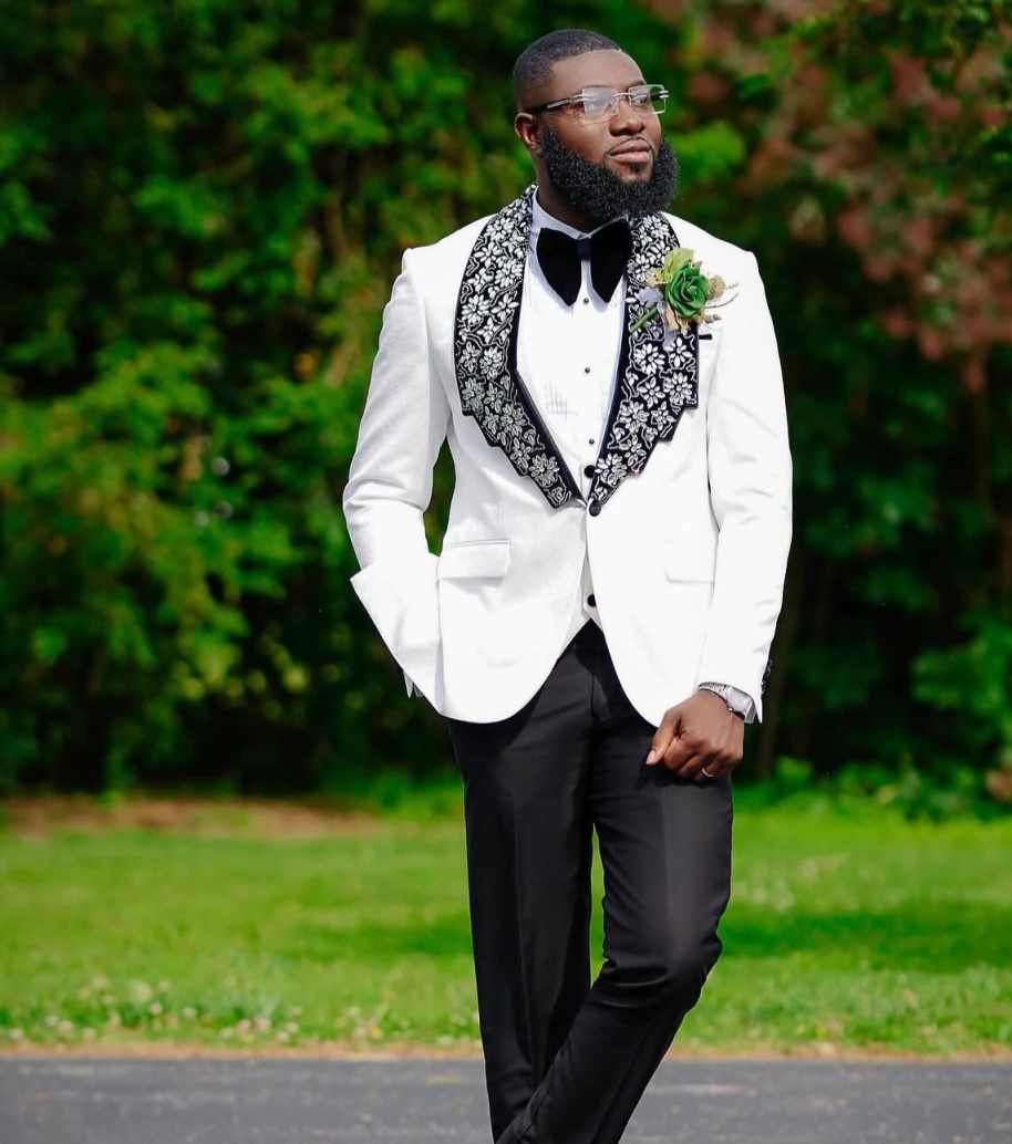 Elegant Wedding Tuxedos Crystal Beaded 2 Piece Set Jacket Pants Men Suit Classic Fit Shawl Lapel Evening Groom Coat Customized