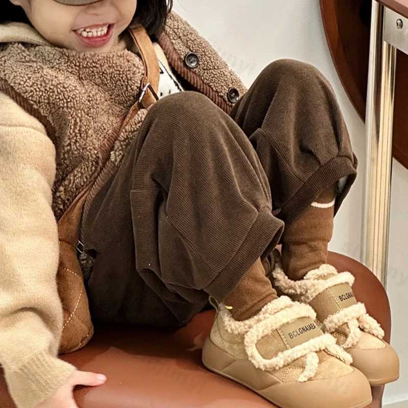 Children Cotton Shoes Winter Thicken Warm Girls Soft Sole Snow Boots Fashion Vintage Lightweight Comfortable Boys Casual ShoesT251105