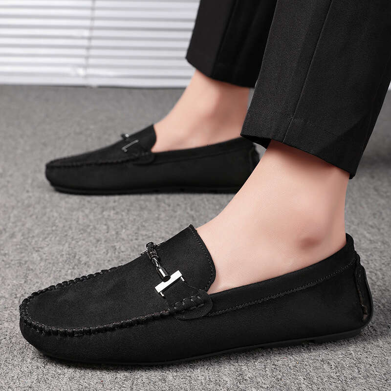 Large size men's 2023 seasonal new trend, simple fitting leggings, bean outdoor leisure driving shoes, trendy shoes