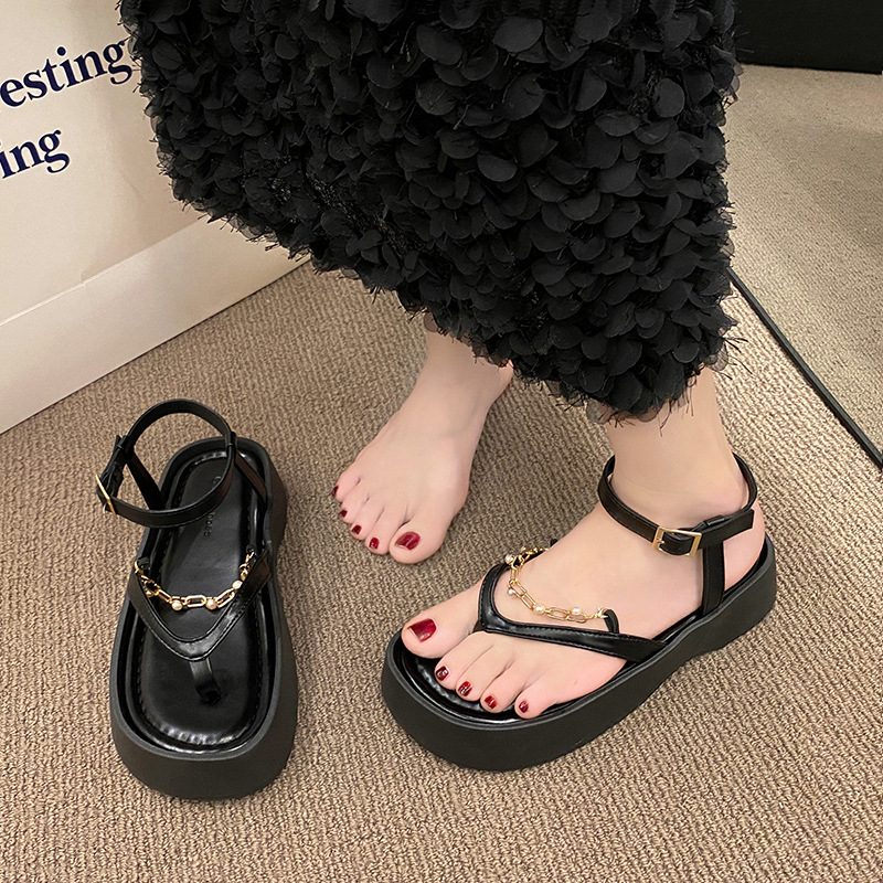 Thick soled slippers free Shipping Designer Finger clamped sandals Versatile and comfortable sandals Leisure travel sandals 2025