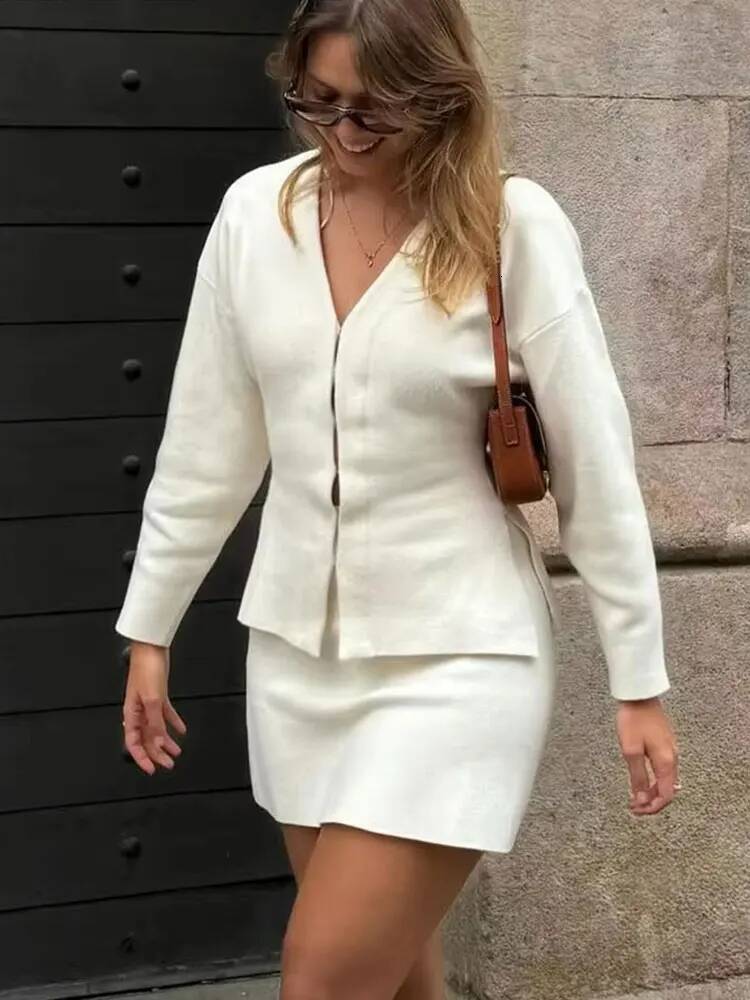 winter jacket women HH Women Elegant Knitted Coats Fashion Burgundy Red V-neck Slim Cardigan Autumn Office Lady Chic Solid Long Sleeve Outerwear