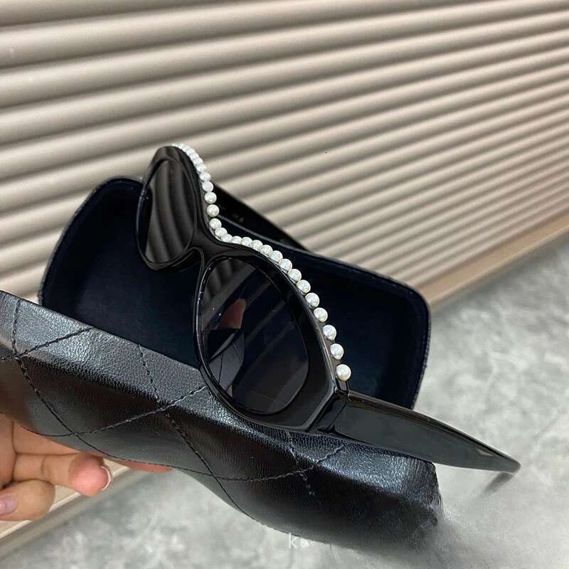 Fann Cat Eye Retro Pearl Elliptical Small Frame Sunglasses Glasses