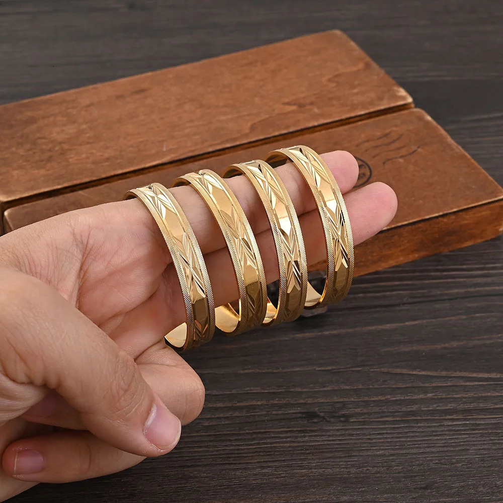 4PCS 24K Gold Plated 45MM Cute Kid Size Bangle High Quality Dubai Ethiopian Bracelet Africa Party Gifts 251031