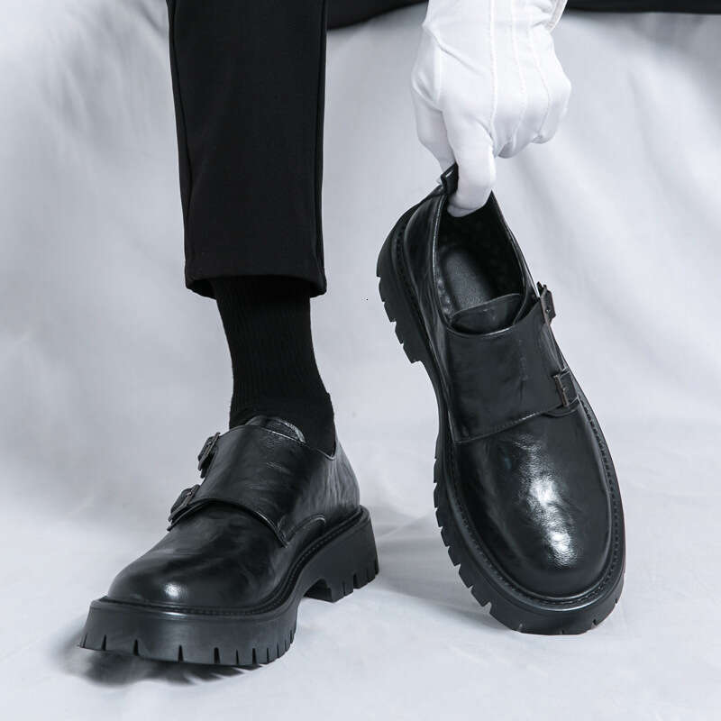 Large men's hand grip pattern big toe 2024 spring and autumn buckle thick soled high rise British suit leather shoes