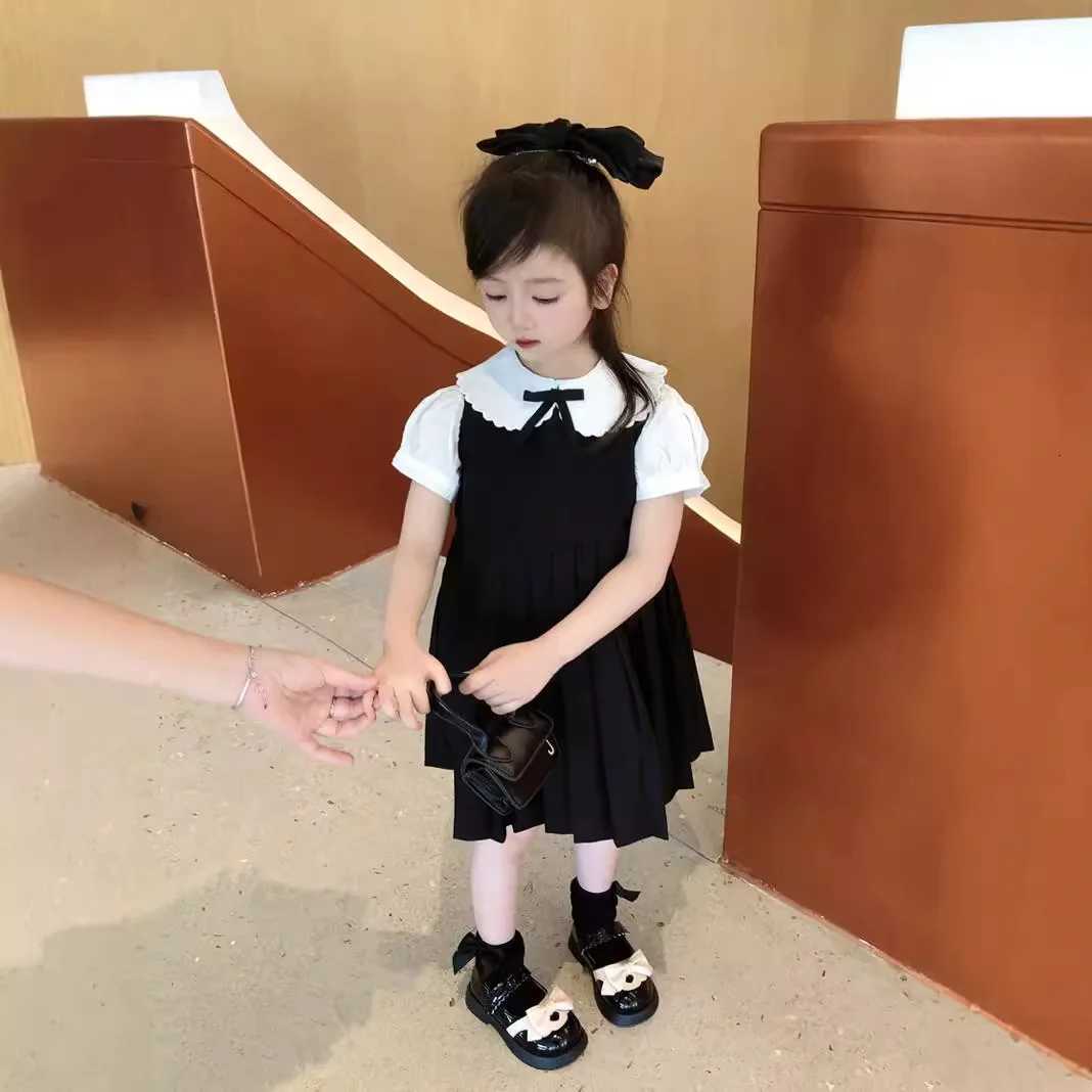 Kid Girl Elegant Dress Ruffled Peter Pan Collar Black Satin Bow Tie Puffy White Sleeves Flared Black Pleated Skirt for Children Y251105
