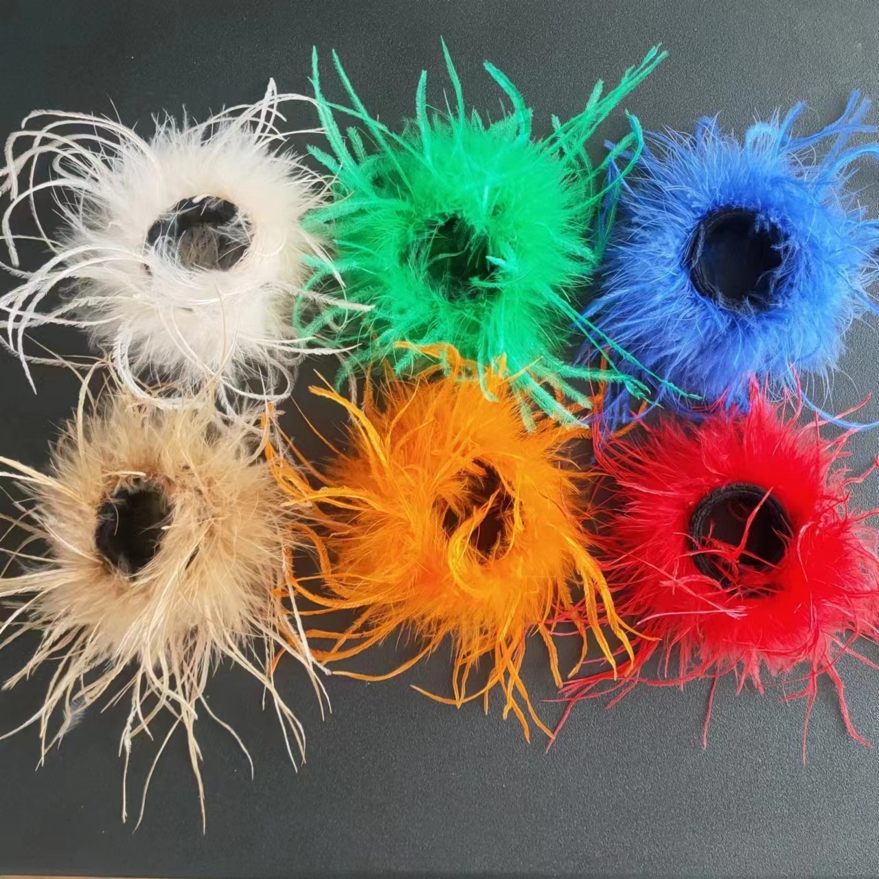 Real Ostrich feather cuff plumes bracelet for women white Cuffs pens Shirt with feathers girls fur cuffs ornament boa plume 240625