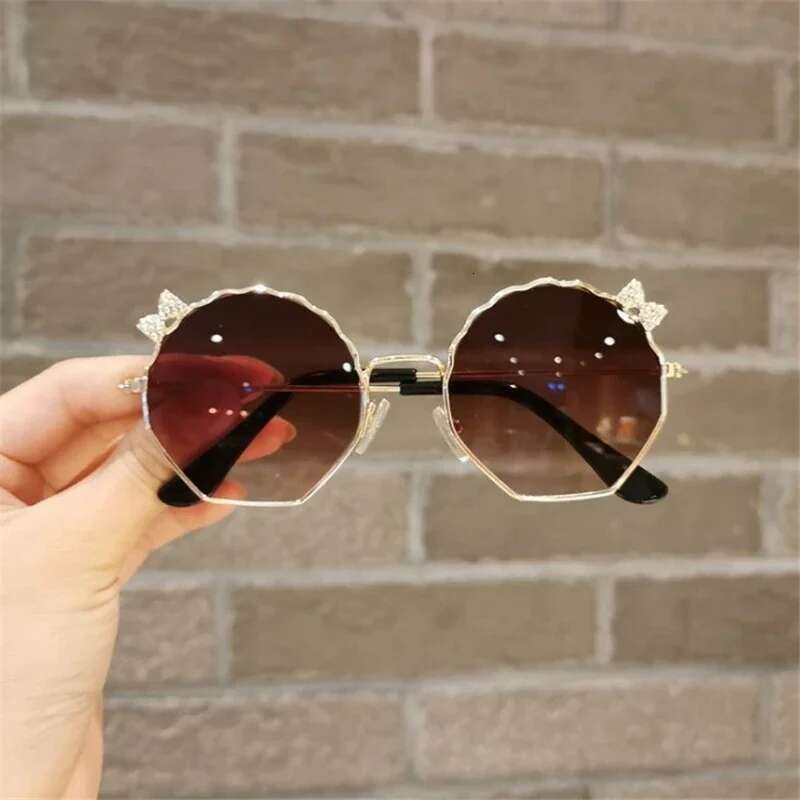 New Fashion Children's Sunglasses Boys and Girls Anti-UV Sun Baby Cute Bow Little Girl Shell Glasses Metal Frame Eyewear