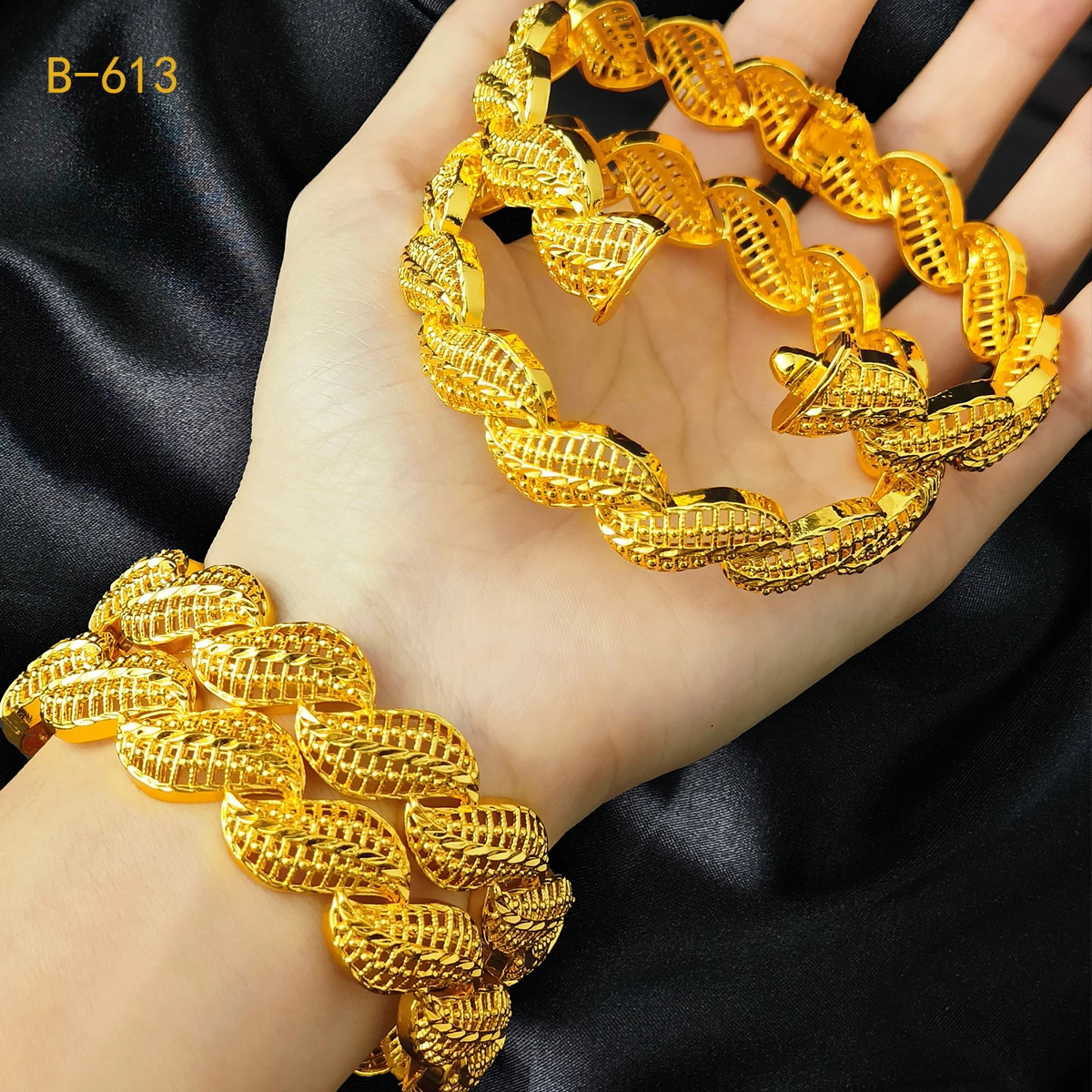 Dubai 24K Gold Plated Fashion Bangles For Women Indian African Bridal Bracelets Ethiopian Hand Jewelry Wedding Gifts 251031
