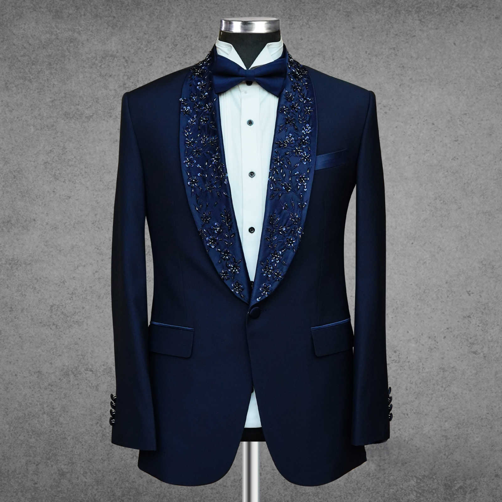 Luxury One Piece Jacket Blazer For Men Shawl Lapel One Button Wedding Tuxedos Sequins Beading Customized Business Wear