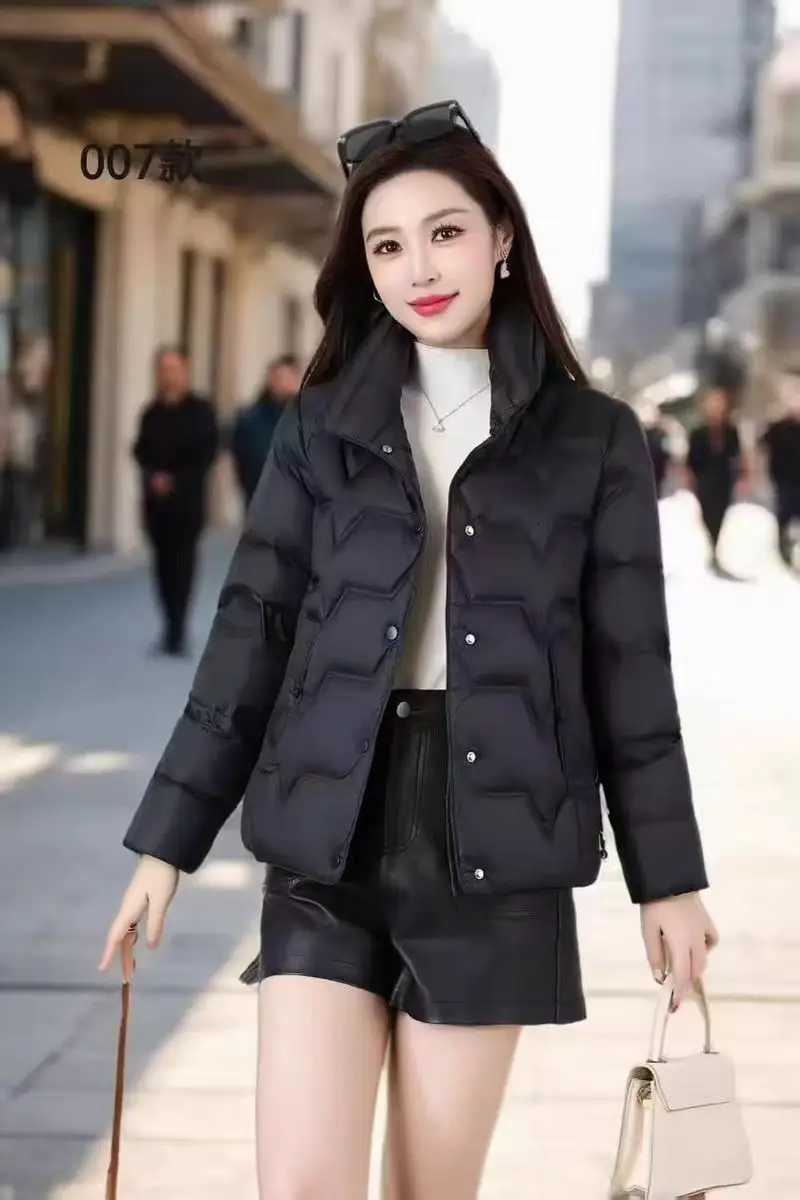 Women Down Coats Solid Loose New Hooded 90 White Duck Down Jacket Puffs Female Outerwear Autumn Winter 2024T251105