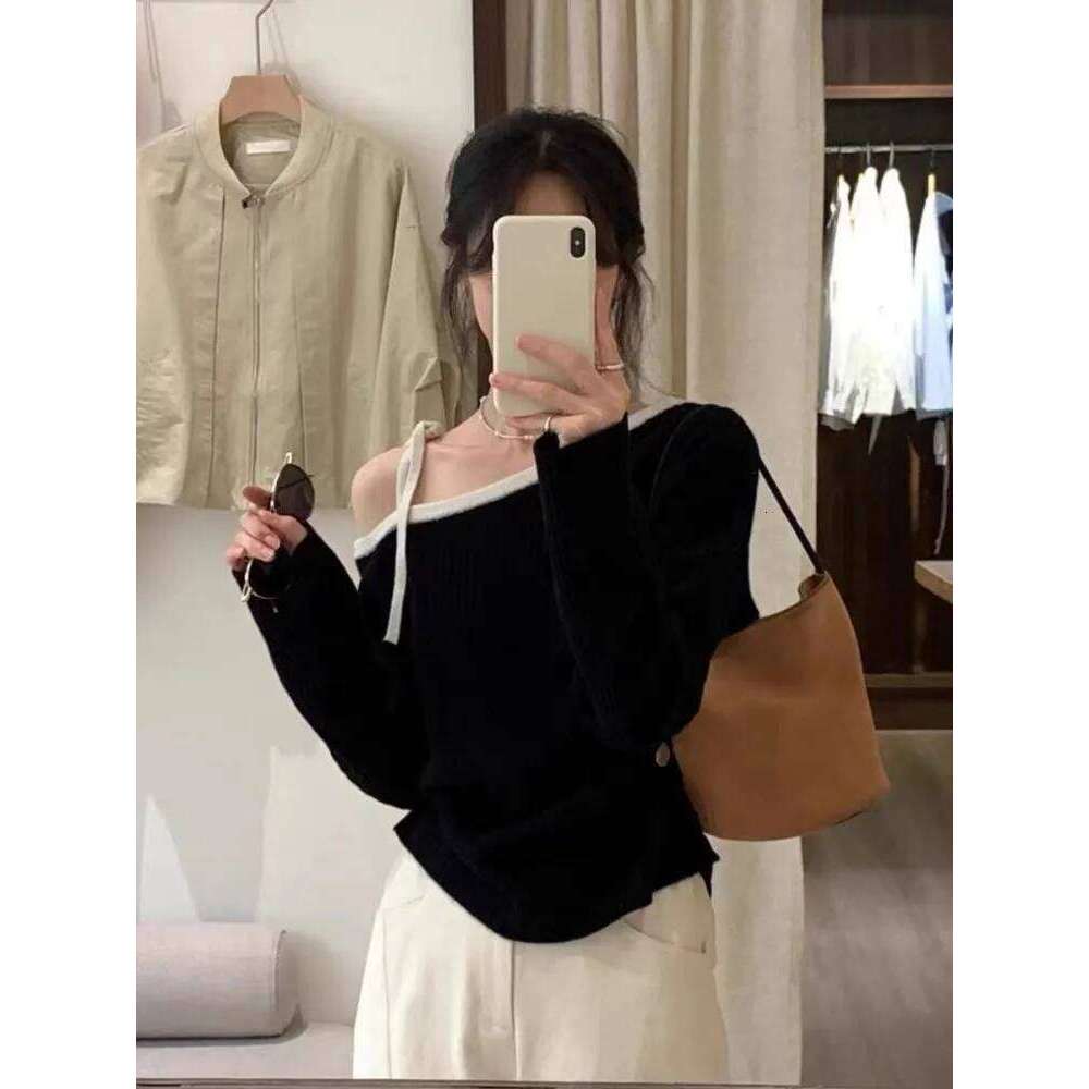 Fashion Autumn Women Knitted Top Pullover Off-Shoulder Sweater Elegant Korean Style Knitwear Long Sleeve Casual Fall Clothing Women Sweater Designer S