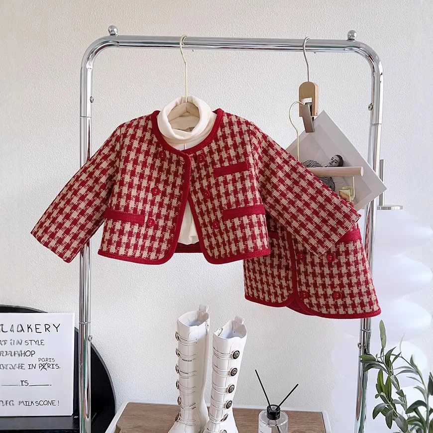 Winter New Grid Small Fragrant Style Cotton Jacket for Girls Korean Warm and Thick Baby Jacket Two-piece Set Y251105