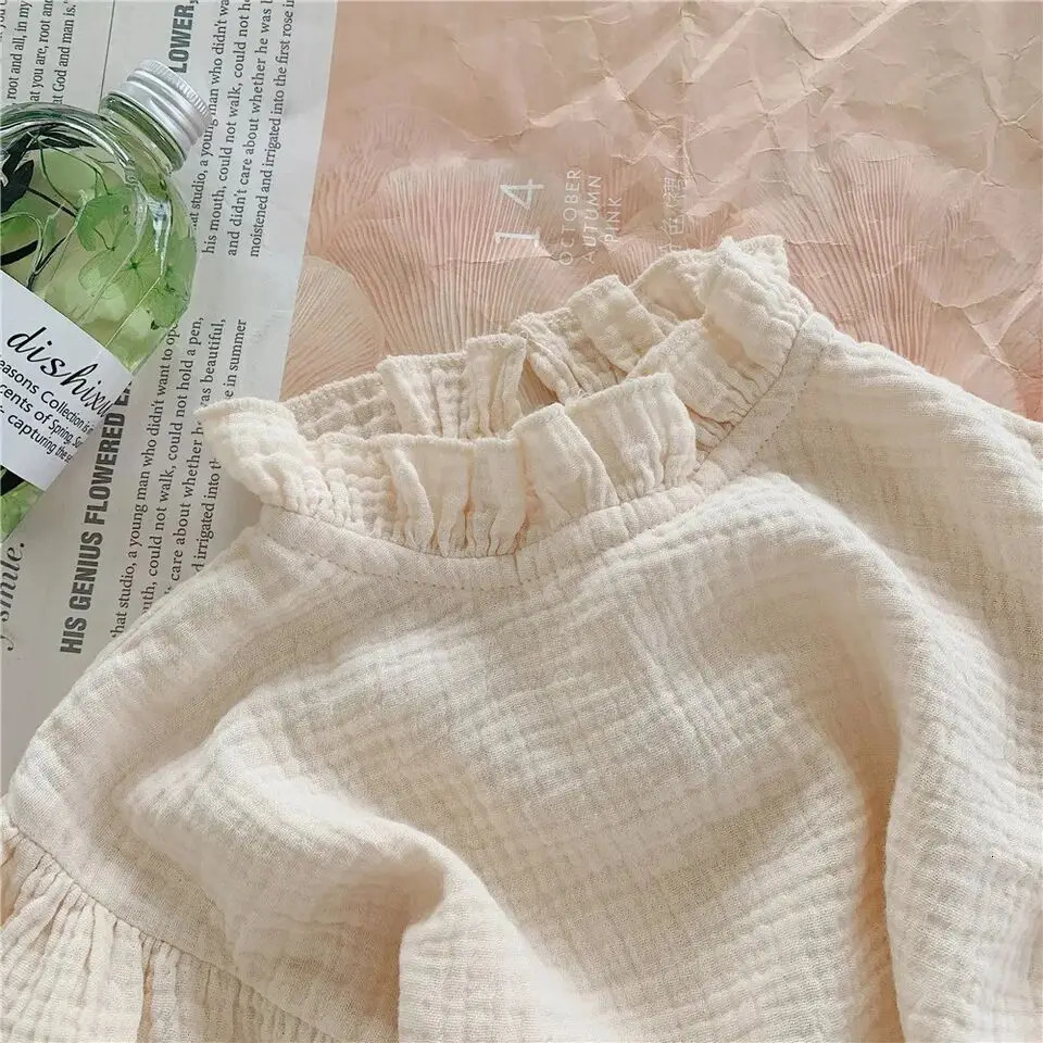 Preschool girl long sleeved top autumn linen pure cotton pleated Tshirt bottom childrens casual Blouses 250325