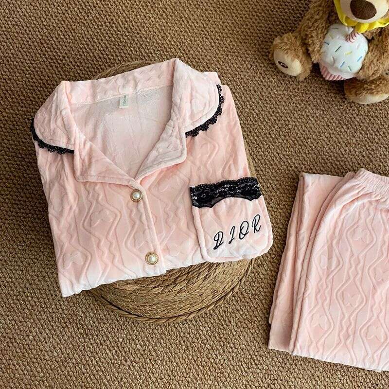 Velvet Pajamas Thickened Jacquard Embroidery Pocket Ultra Soft Warm Elegant Pajamas Autumn Winter Designer Luxury Pyjama