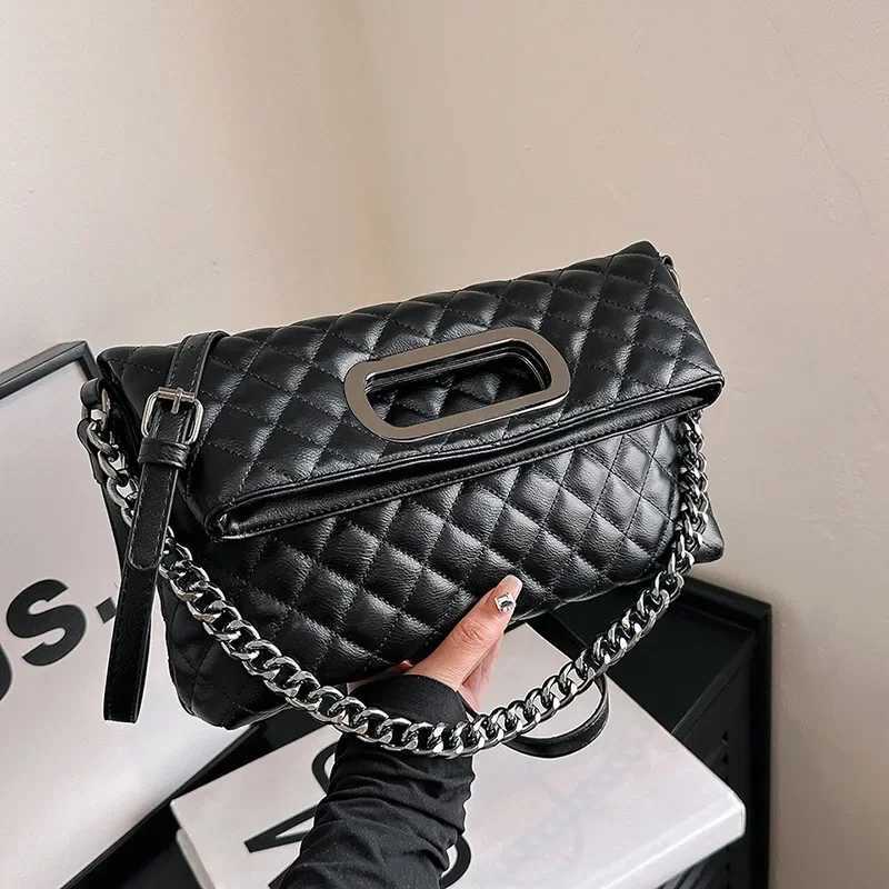 New fashion diamond chain underarm womens bag niche folding handbag temperament versatile shoulder messenger bag Z251104