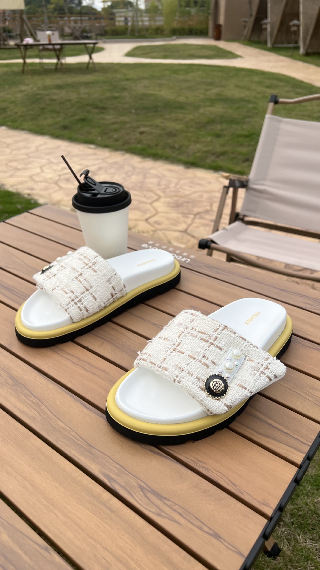 Luodisi 2025 New Style Small Fragrance Style Camellia Slippers Platform Thick-Soled Lightweight Shoes Slip-On Sandals Summer Women's Sandals