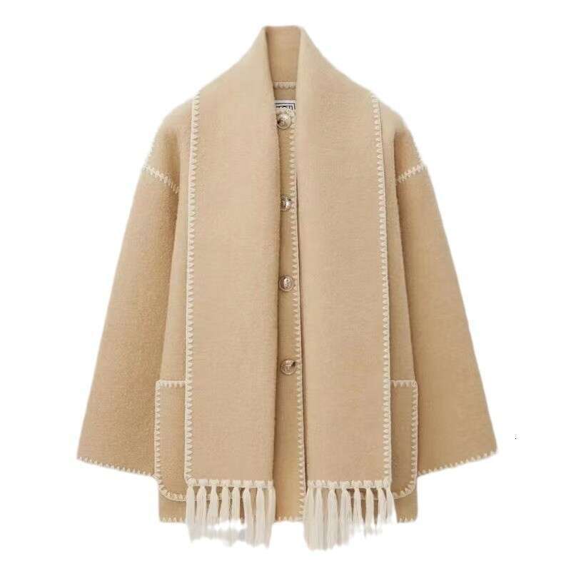 2025 Autumn Winter New Fashion Woolen Coat Thick Loose with Scarf Tassel Women's Style