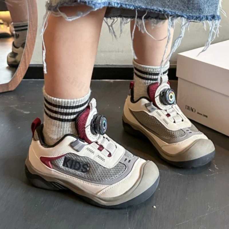 Children Casual Sports Shoes 2025 Autumn Girls Breathable Sneakers Anti SlipFashion Running Shoes Kids Outdoor Walking ShoesT251105