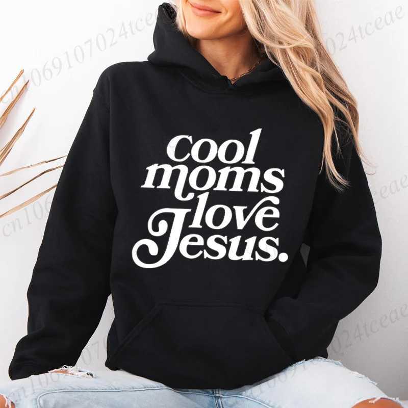 Moms Love Jesus Graphic Printed Long Sleeve Womens Hooded Sweatshirt Top Christian Faith Based Mom Fashion Women Unisex HoodieT251105