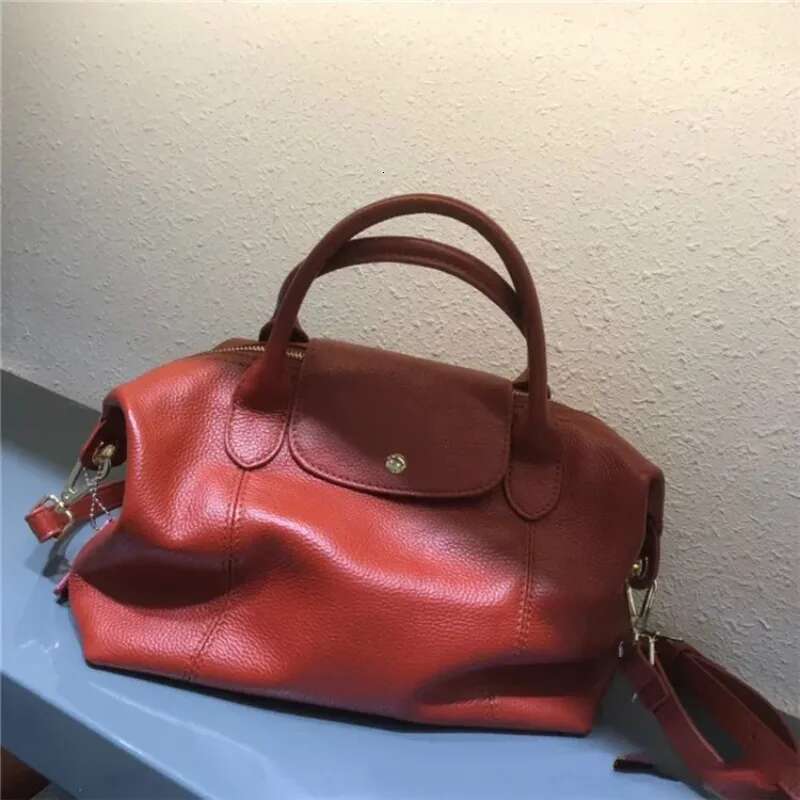 2024 Women Designer Fashion Casual Shoulder High Quality Leather Handbags Sac Large Capacity Classic Tote Bag New