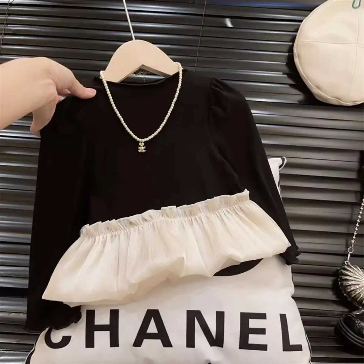 New Korean Black Long Sleeved T-shirt for Girls Summer Three-dimensional Ruffled Edge Patchwork Top for Baby Girls Y251105