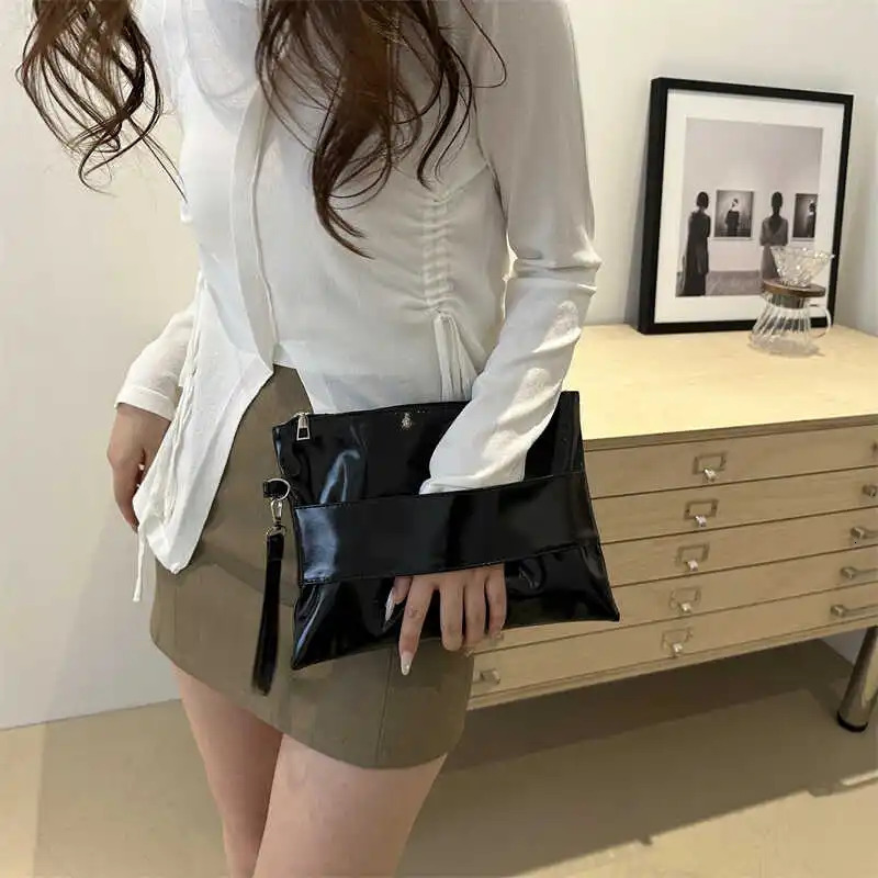 Womens envelope evening bag solid color shiny clutch gold evening wallet elegant shiny clutch womens wedding bag fashionable 250402