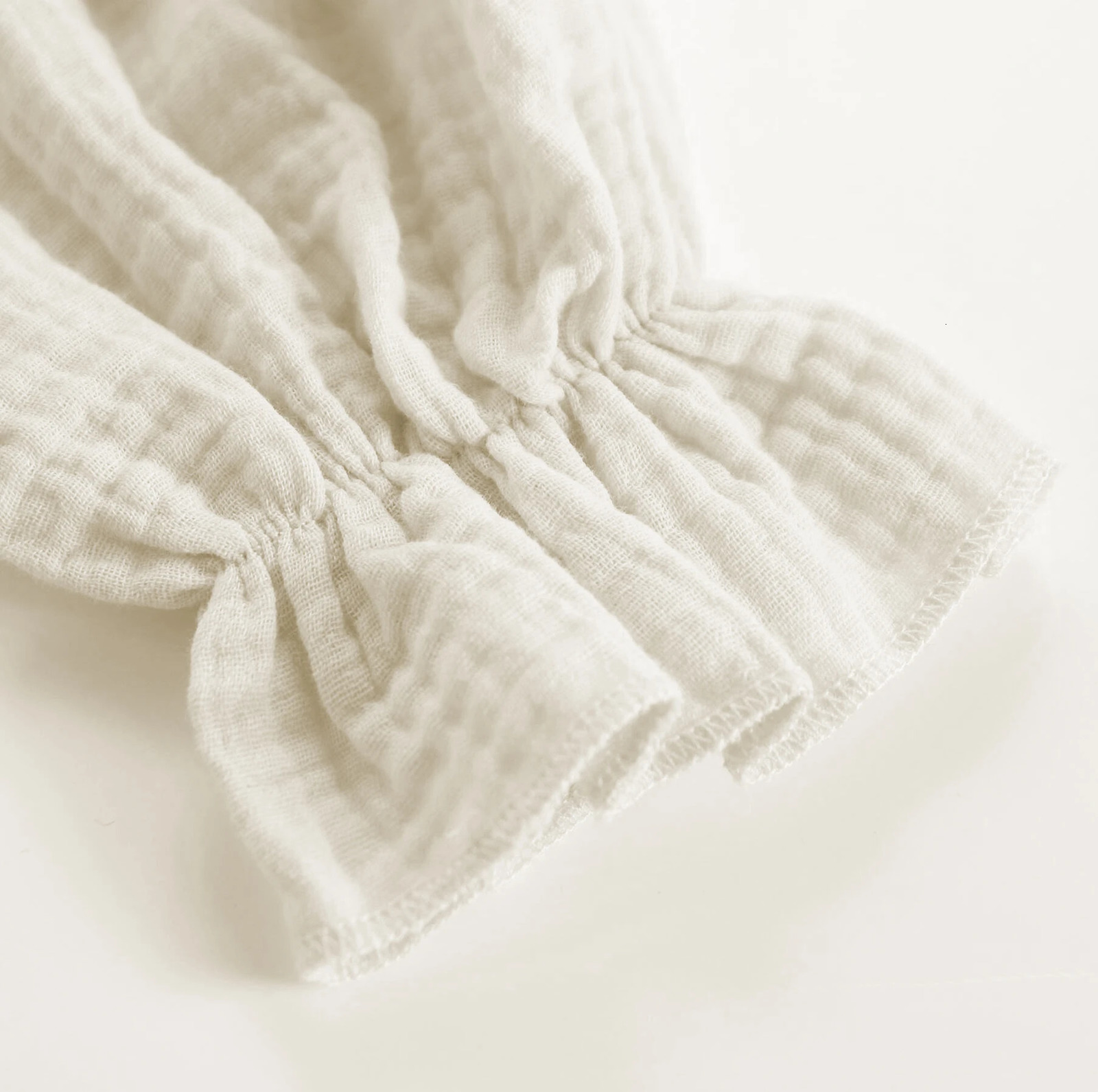 Preschool girl long sleeved top autumn linen pure cotton pleated Tshirt bottom childrens casual Blouses 250325