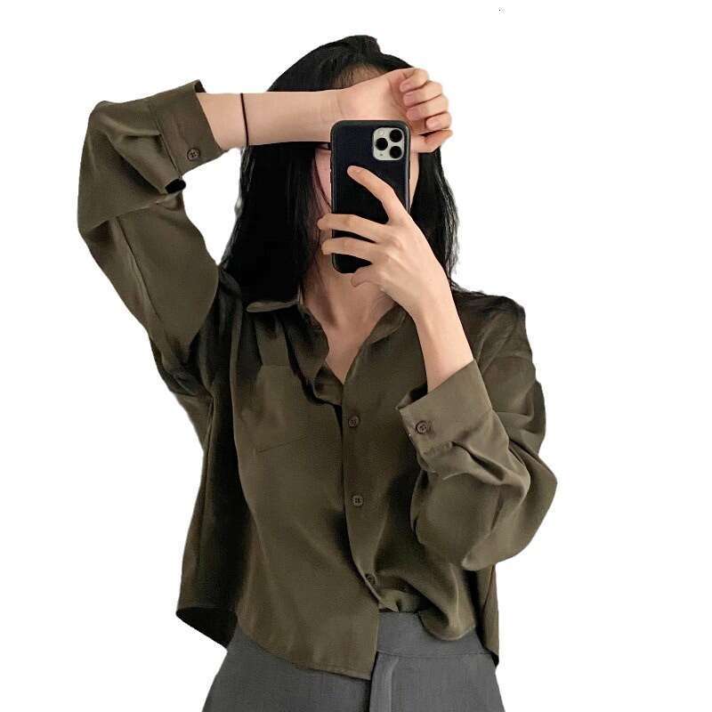 Korean Chic Retro Stylish Turn-Down Collar Fashion Versatile Design Sense Niche Single-Breasted Shirt Short Top For Women B5