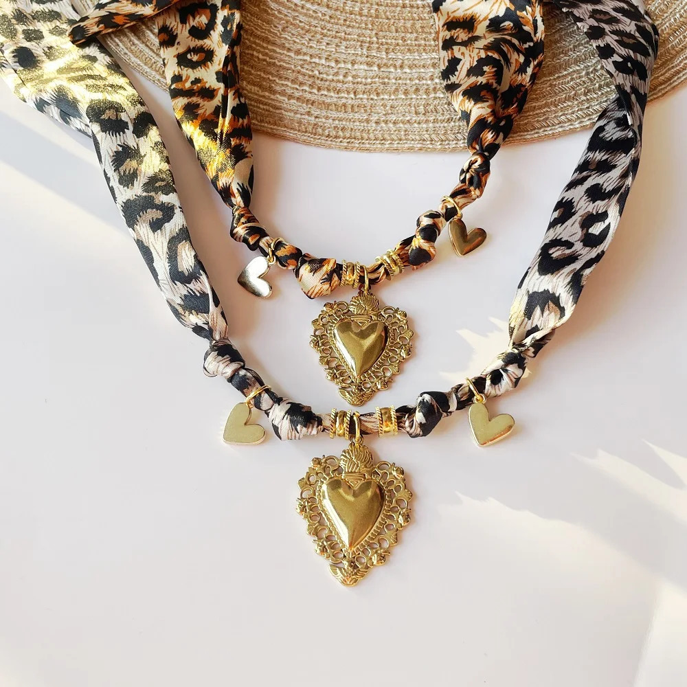 Soft Bandana Necklace with Gold Plated Heart Flower Sun Pendant for Women Girls Stackable Jewelry 251031