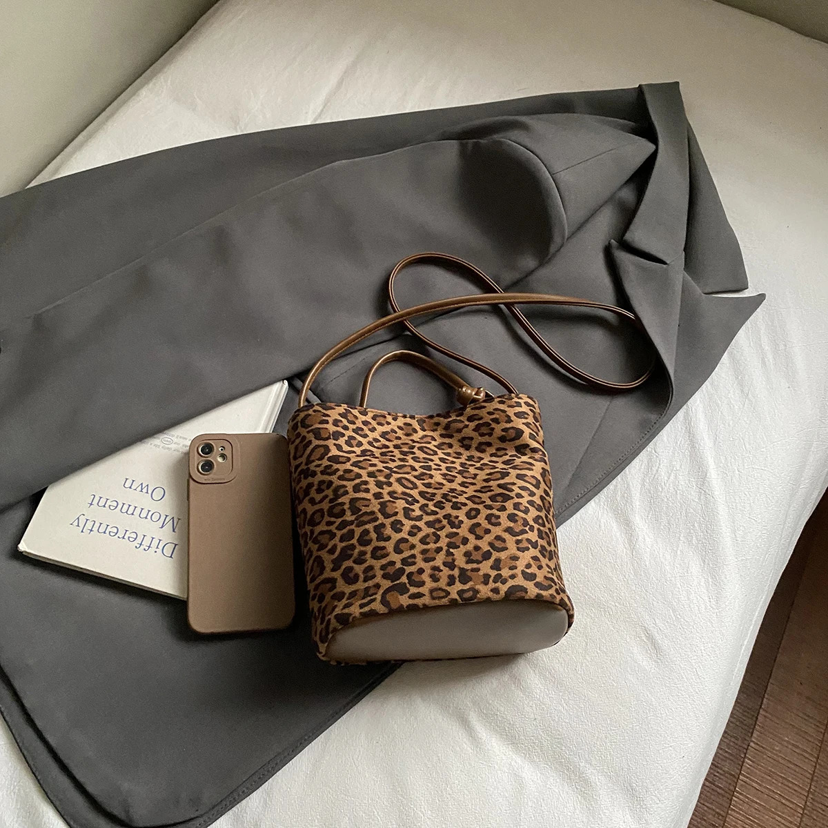 LEFTSIDE PU suede Leopard Shoulder Bags for Women Winter Crossbody Bag Females Handbags and Purses 251104