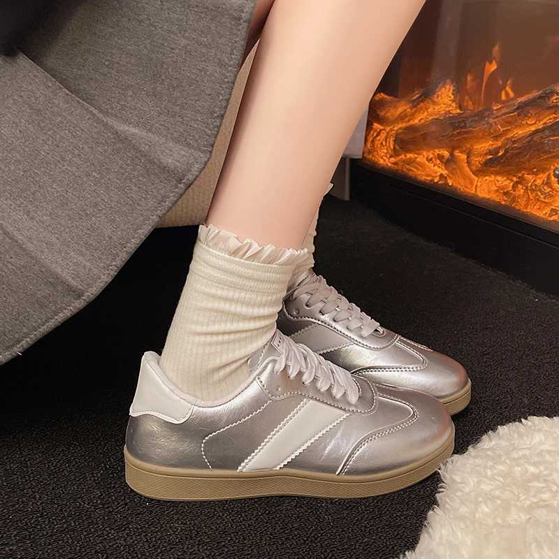 Autumn/Winter Fion Trend Wens Casual Shoes College Style Toe Soft Cfortable Flat Shoes Outdoor Casual Sports Shoes Y251105