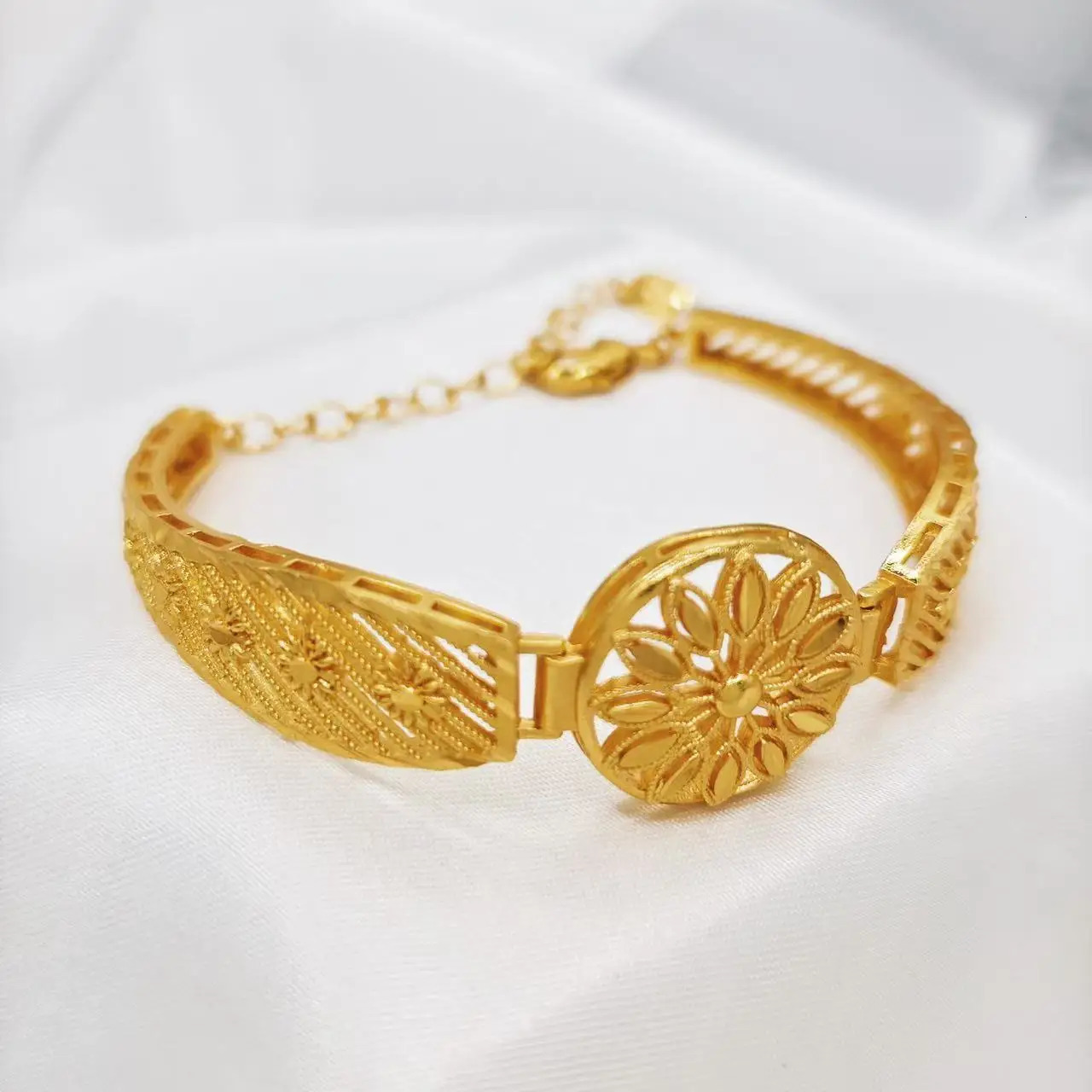 Dubai 24k Real Gold Plated Charm Bracelets Indian Adjustable Bangles African Event Party Jewelry Accessories Gift Women 251031